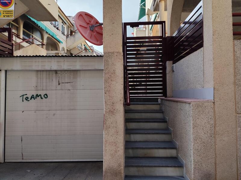 2 slaapkamer Appartement Te koop