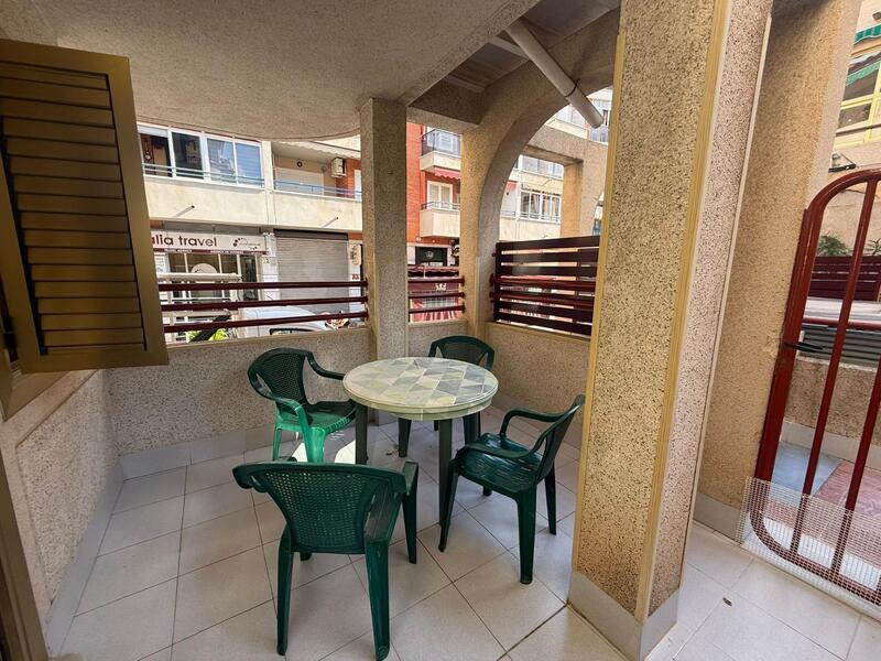 2 slaapkamer Appartement Te koop