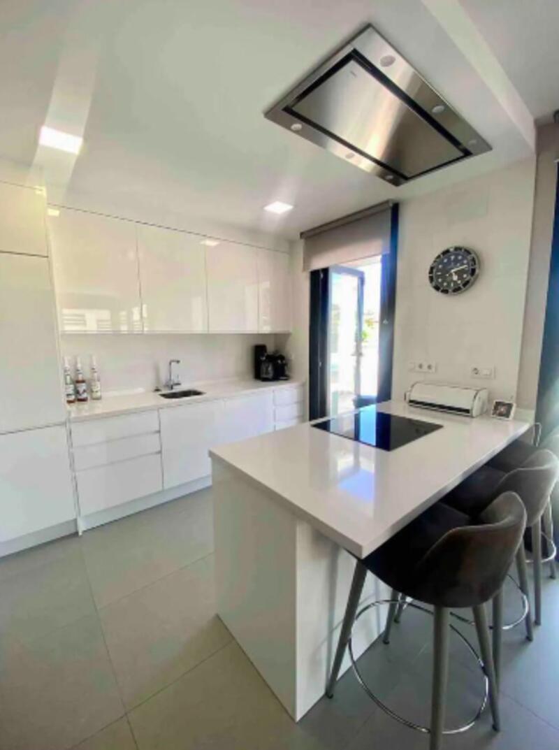 5 bedroom Villa for sale