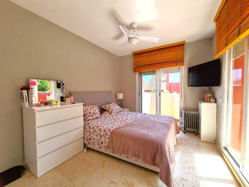 3 bedroom Townhouse for sale 3 bedroom Townhouse for sale