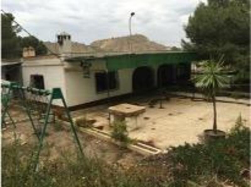 3 bedroom Country House for sale