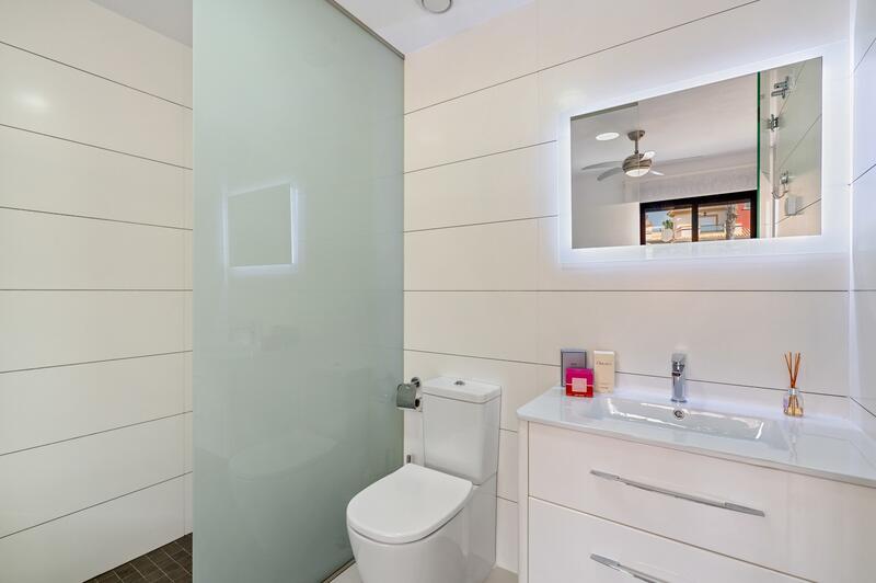 2 bedroom Apartment for sale 2 bedroom Apartment for sale