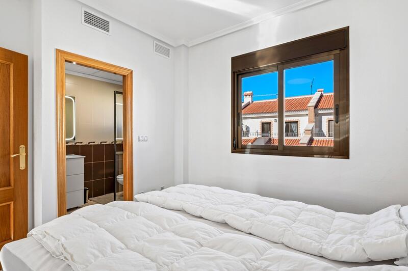 3 bedroom Townhouse for sale