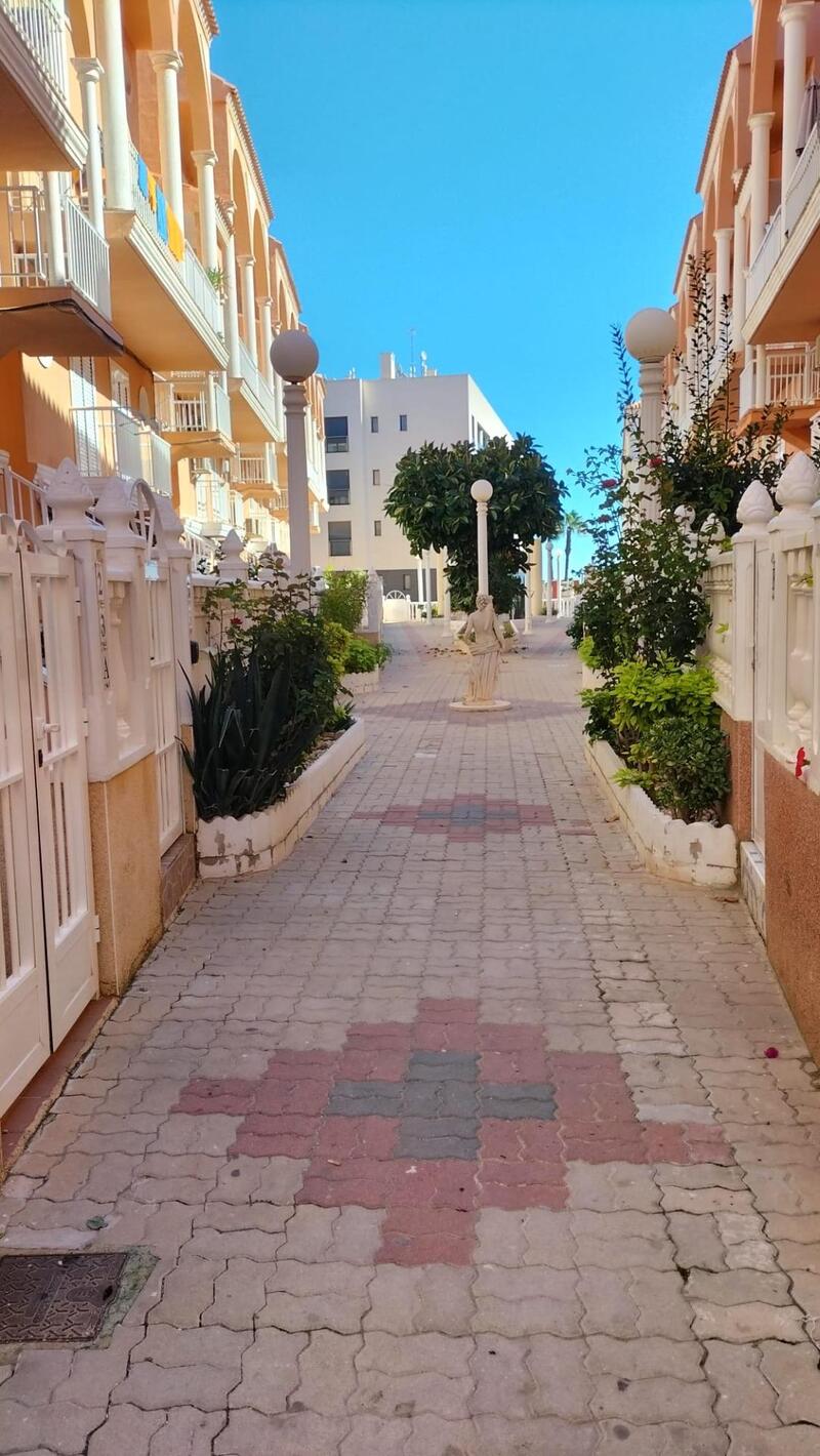 2 bedroom Apartment for sale 2 bedroom Apartment for sale