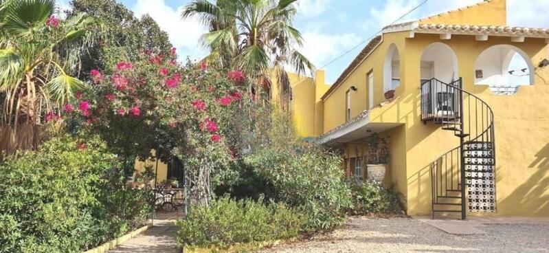 3 bedroom Country House for sale