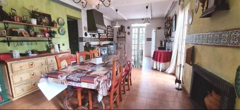 3 bedroom Country House for sale