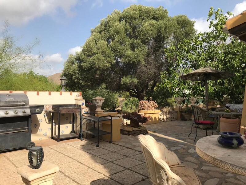 3 bedroom Country House for sale