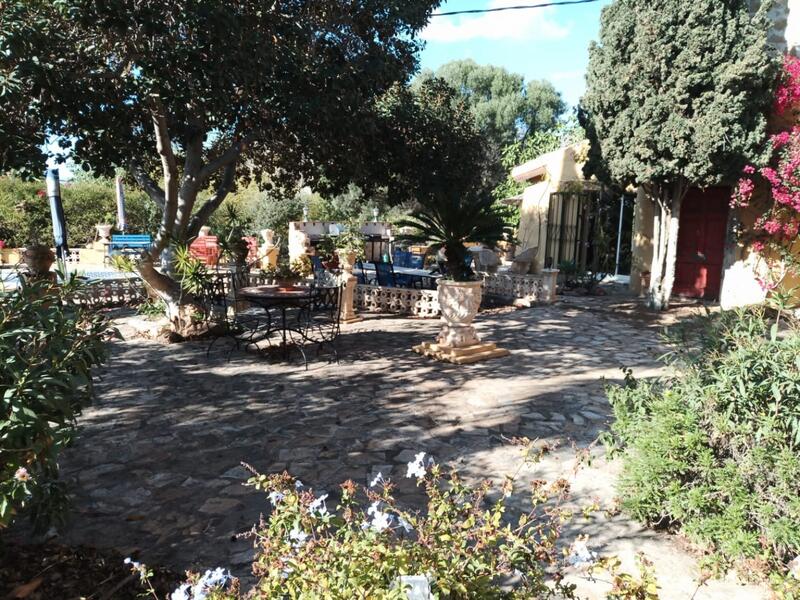 3 bedroom Country House for sale