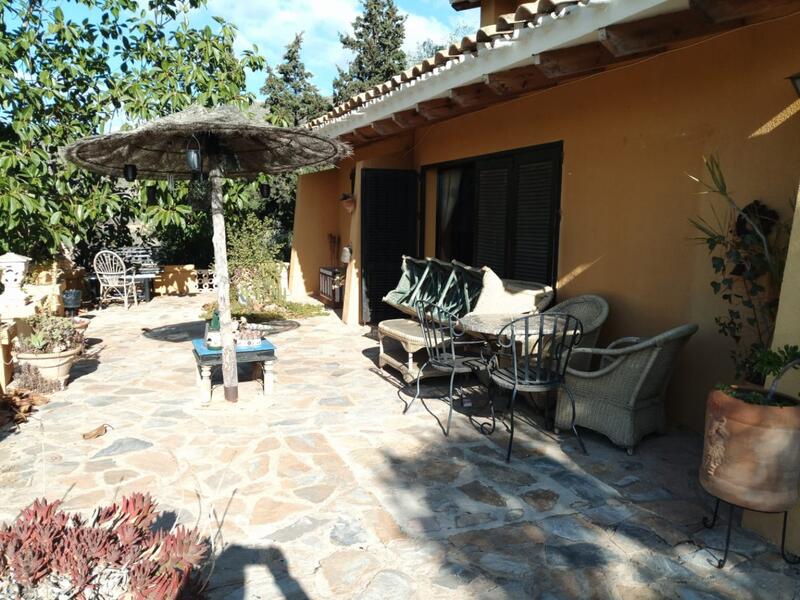 3 bedroom Country House for sale