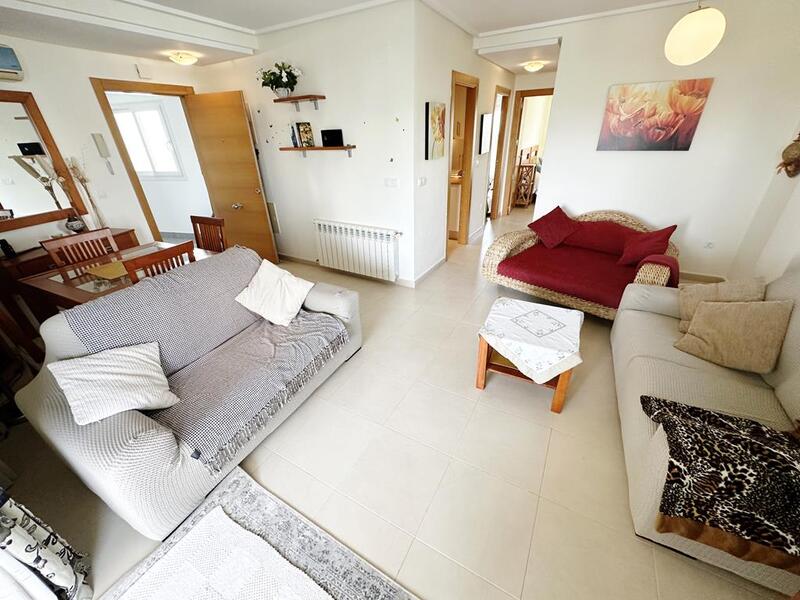 2 bedroom Apartment for sale