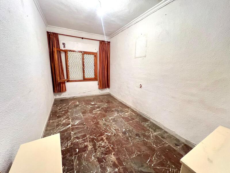 3 bedroom Townhouse for sale