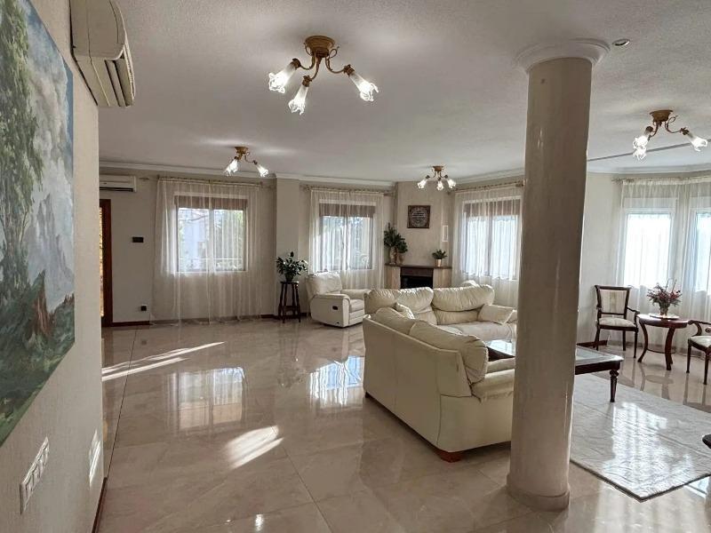 5 Cuarto Villa en venta