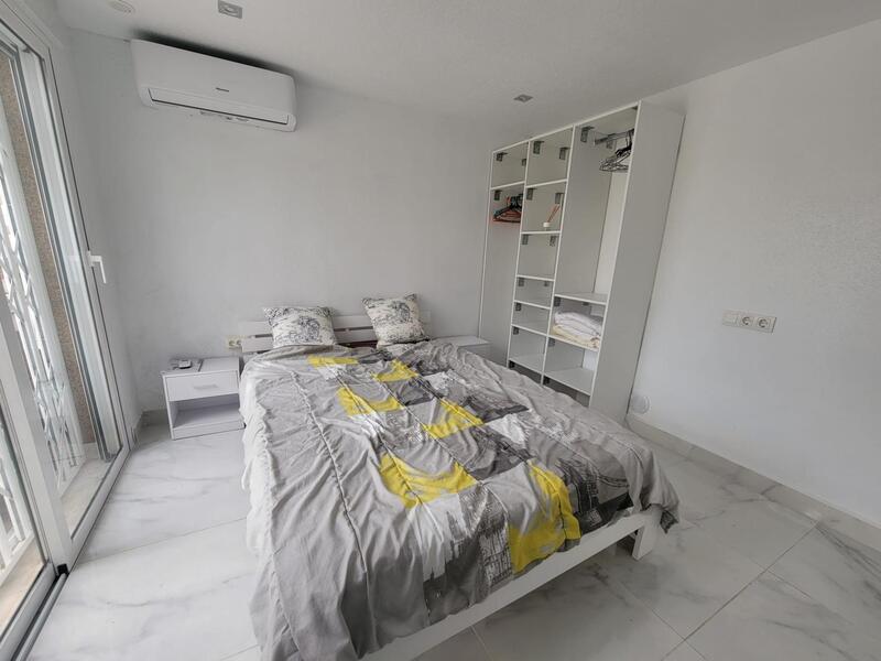 4 bedroom Townhouse for sale