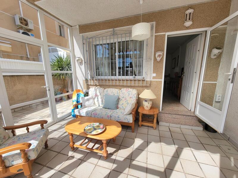 4 bedroom Townhouse for sale