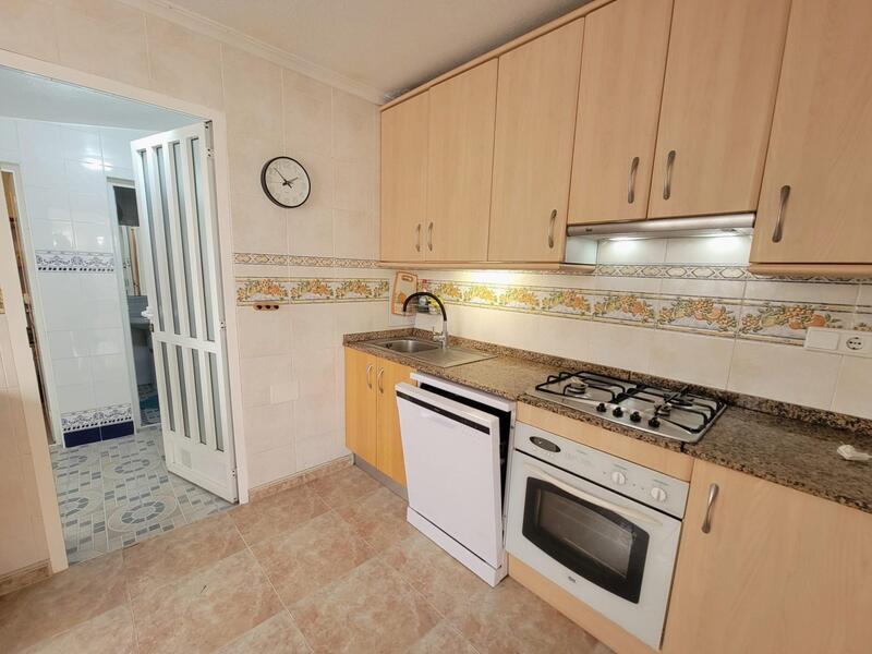 4 bedroom Townhouse for sale