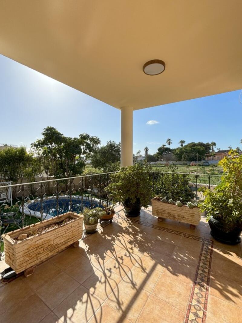 5 Cuarto Villa en venta