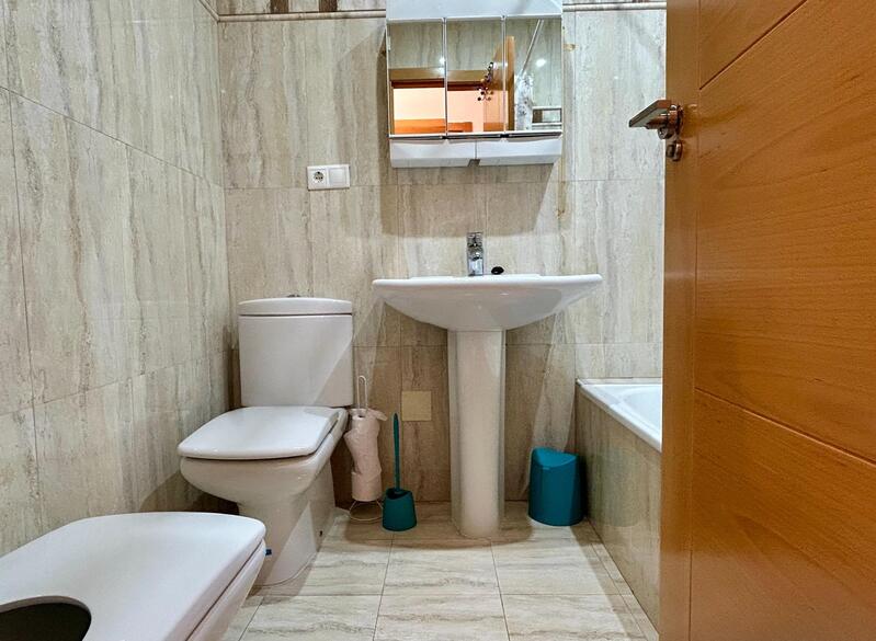 3 bedroom Apartment for sale