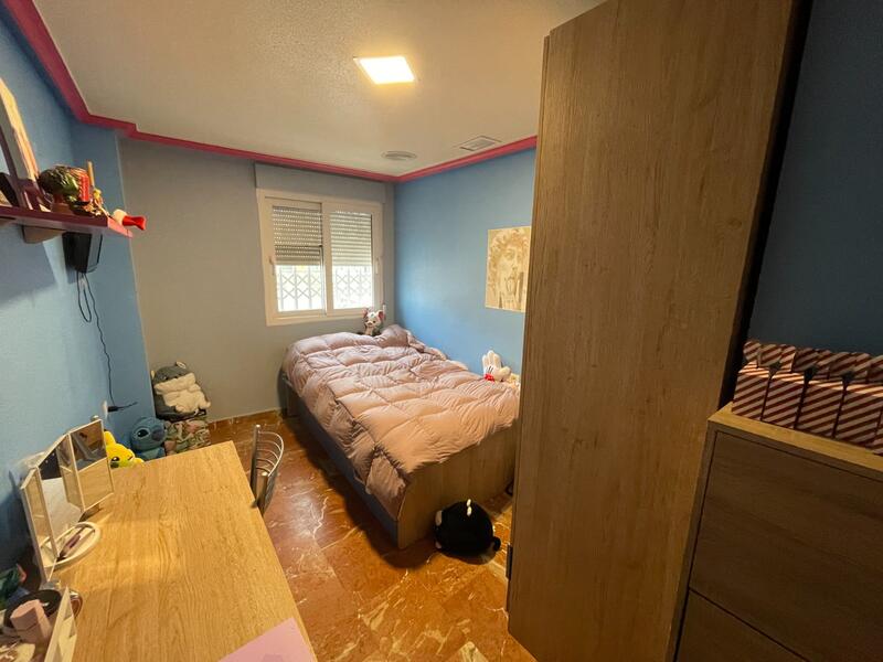 4 slaapkamer Appartement Te koop