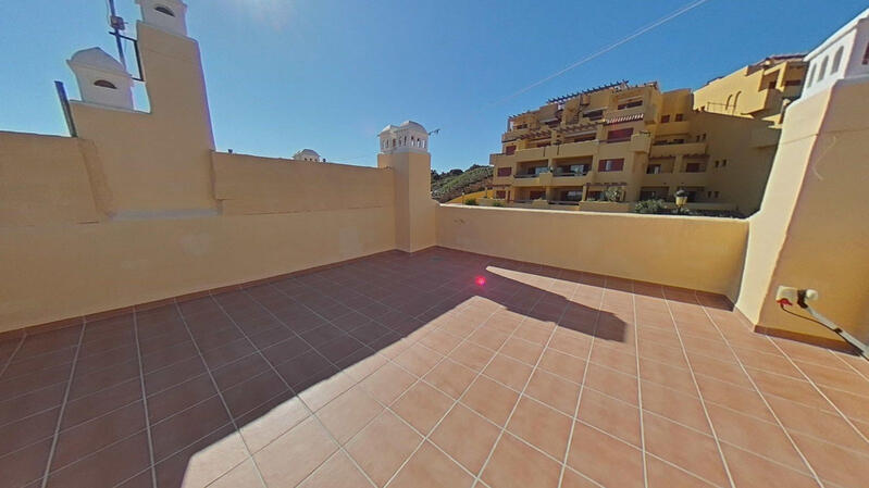 2 bedroom Townhouse for sale