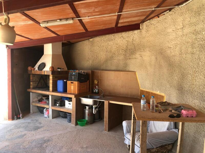 2 Schlafzimmer Landhaus zu verkaufen