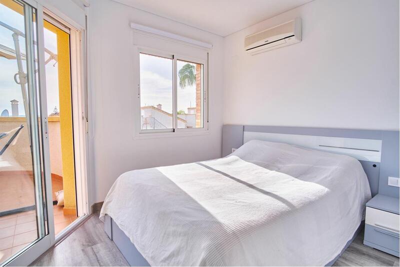 3 Schlafzimmer Villa zu verkaufen 3 Schlafzimmer Villa zu verkaufen