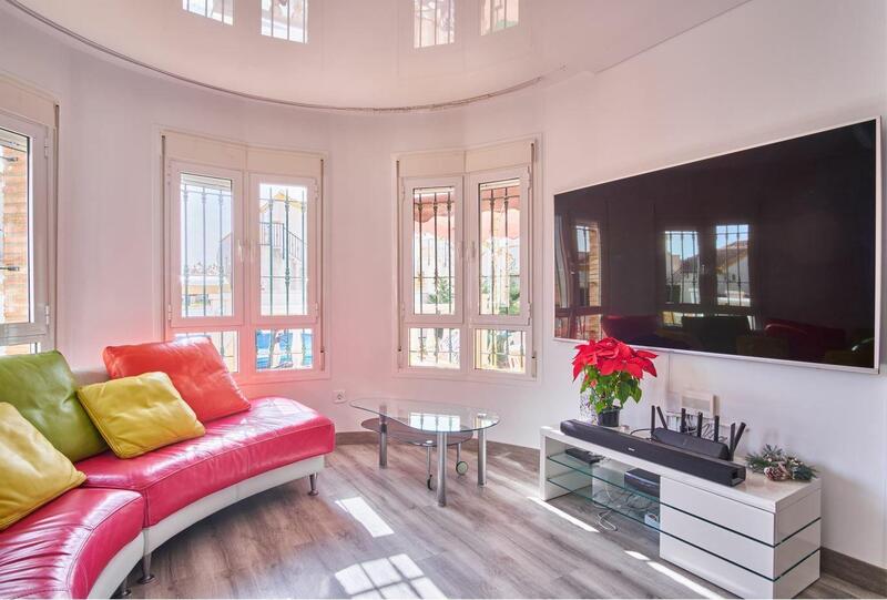 3 Schlafzimmer Villa zu verkaufen 3 Schlafzimmer Villa zu verkaufen