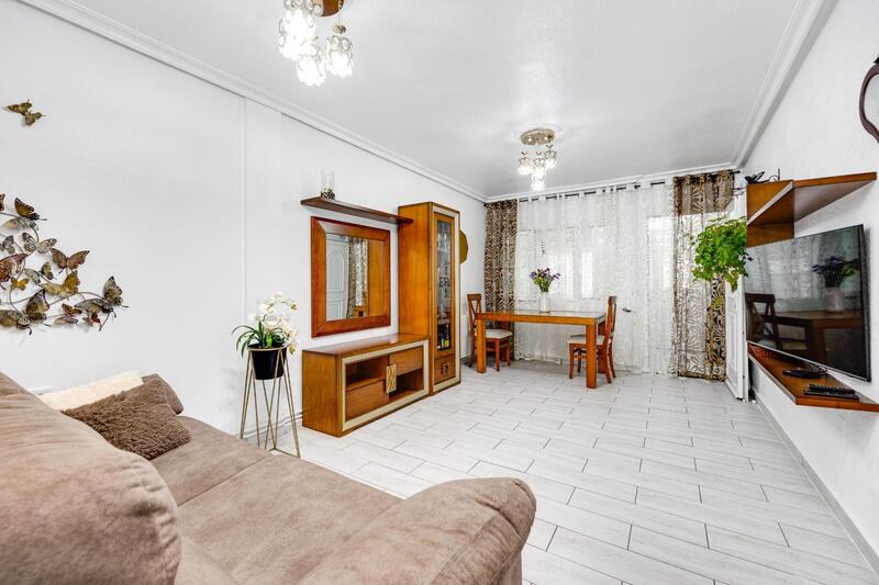 3 slaapkamer Gezinswoning Te koop