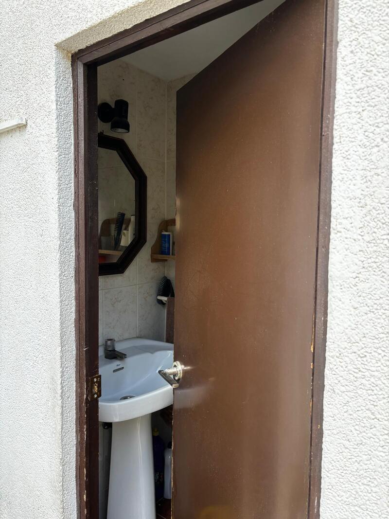 2 bedroom Townhouse for sale