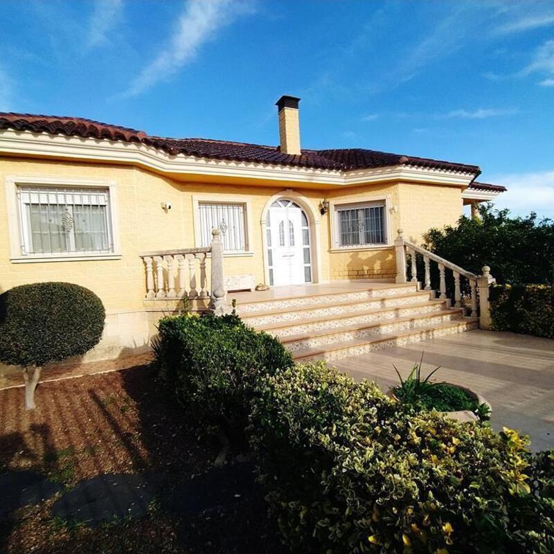 4 Schlafzimmer Villa zu verkaufen 4 Schlafzimmer Villa zu verkaufen