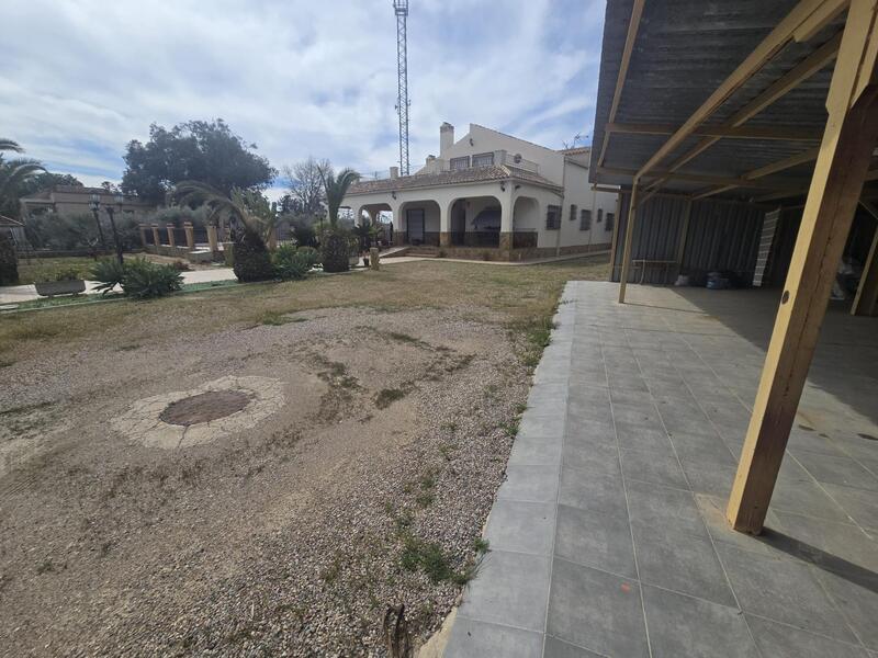 5 soveværelse Villa til salg 5 soveværelse Villa til salg