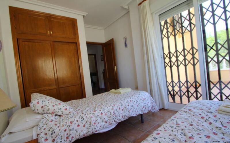 4 Cuarto Villa en venta