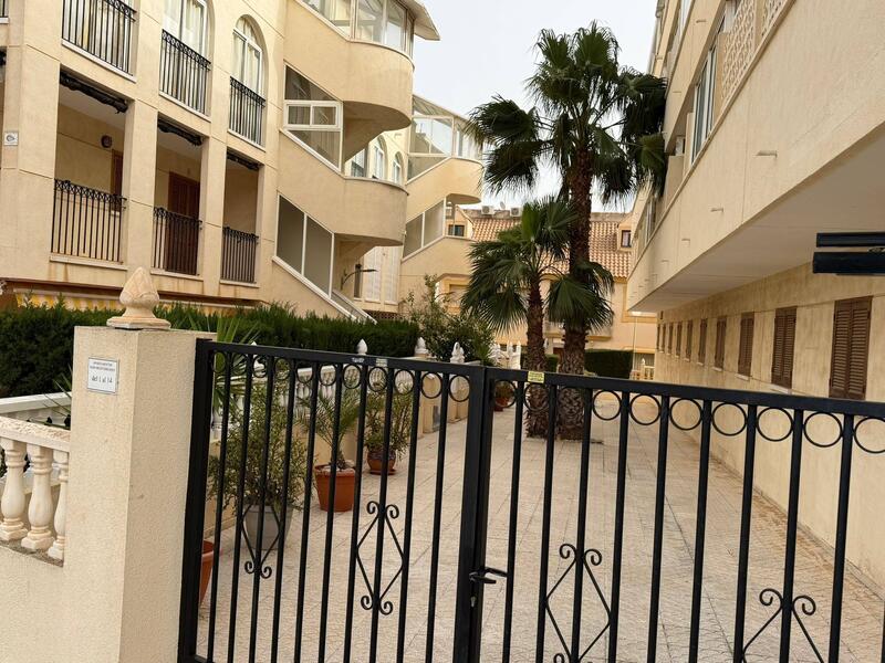 Apartment for sale in Orihuela Costa, Alicante