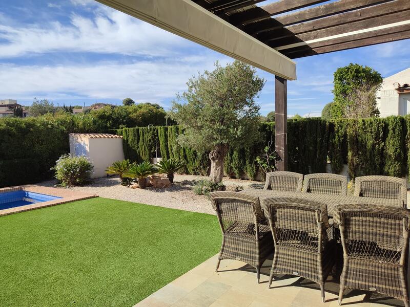 3 bedroom Villa for sale