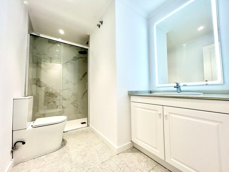 2 slaapkamer Appartement Te koop 2 slaapkamer Appartement Te koop