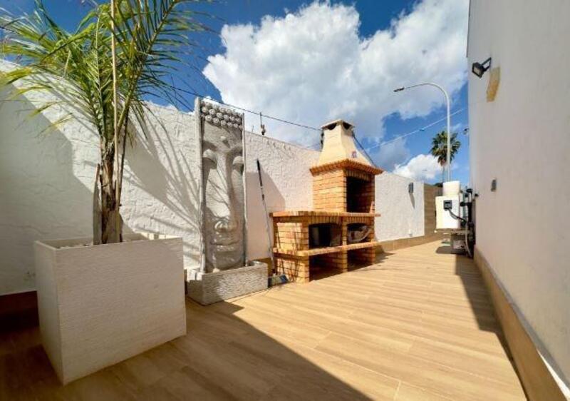 4 спальная комната вилла продается