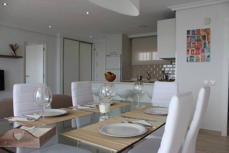 3 slaapkamer Appartement Te koop 3 slaapkamer Appartement Te koop