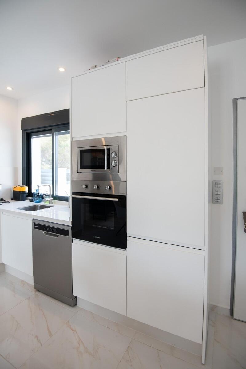 3 Schlafzimmer Villa zu verkaufen 3 Schlafzimmer Villa zu verkaufen