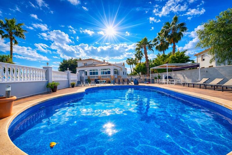 Villa for sale in Catral, Alicante