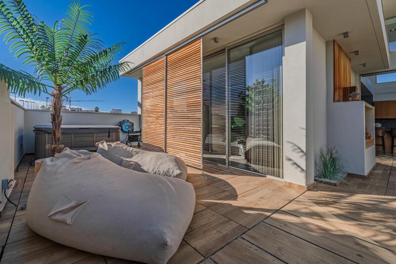 4 bedroom Villa for sale