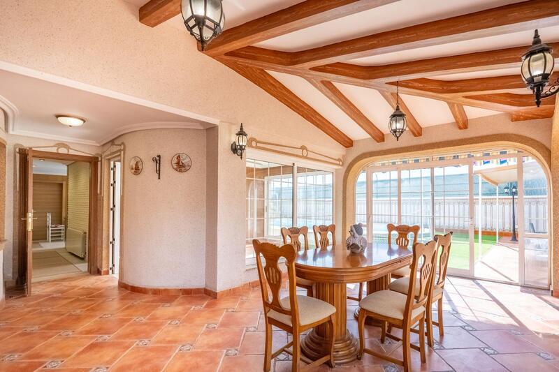 6 chambre Villa à vendre
