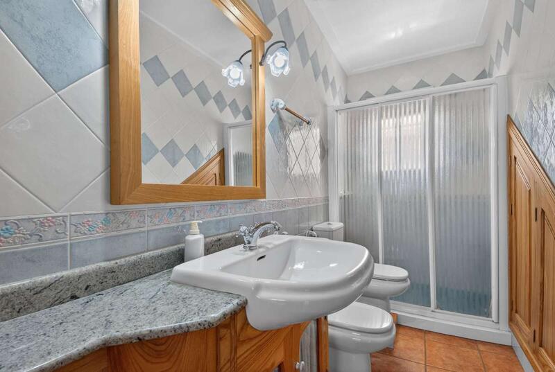 5 bedroom Villa for sale