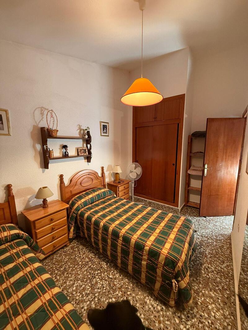 3 bedroom Townhouse for sale