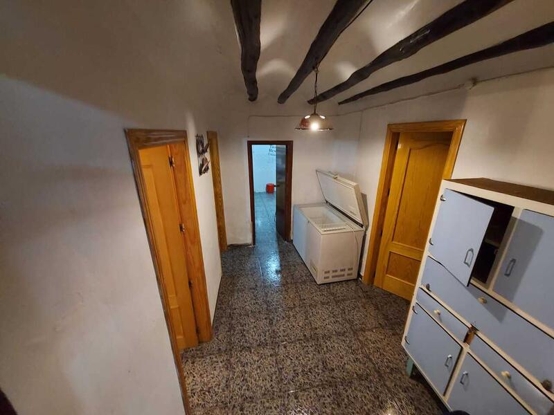 8 bedroom Country House for sale