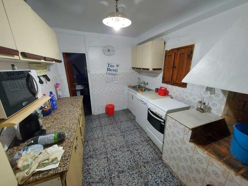 8 bedroom Country House for sale