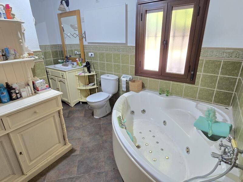 5 bedroom Villa for sale 5 bedroom Villa for sale