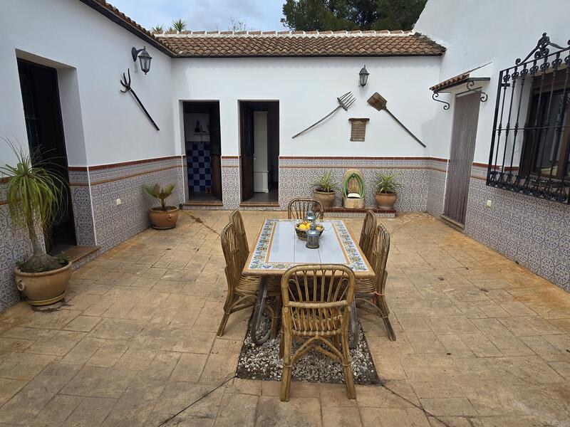 5 bedroom Villa for sale 5 bedroom Villa for sale