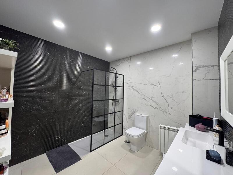 4 bedroom Villa for sale 4 bedroom Villa for sale