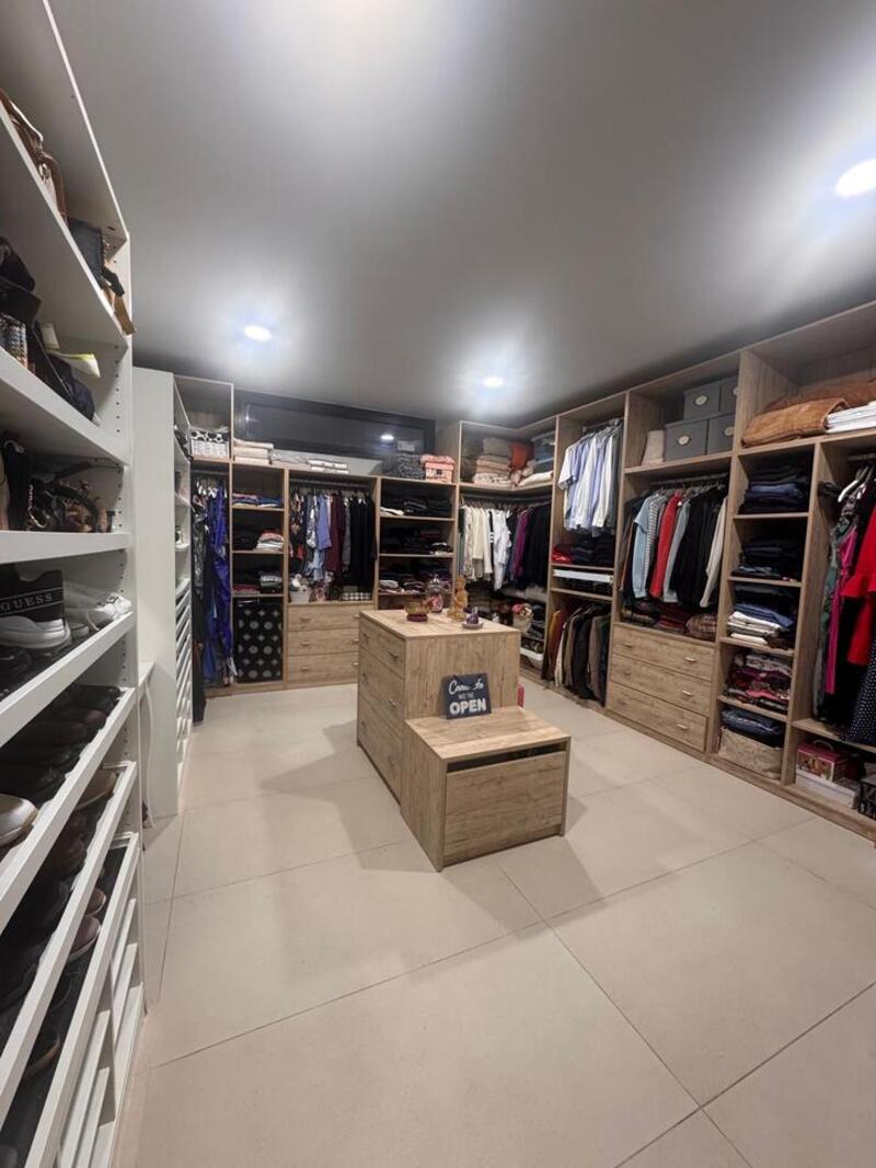 4 bedroom Villa for sale 4 bedroom Villa for sale