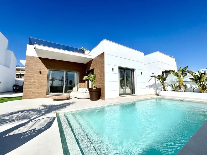 Villa for sale in San Miguel de Salinas, Alicante Villa for sale in San Miguel de Salinas, Alicante