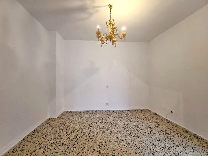 3 bedroom Townhouse for sale